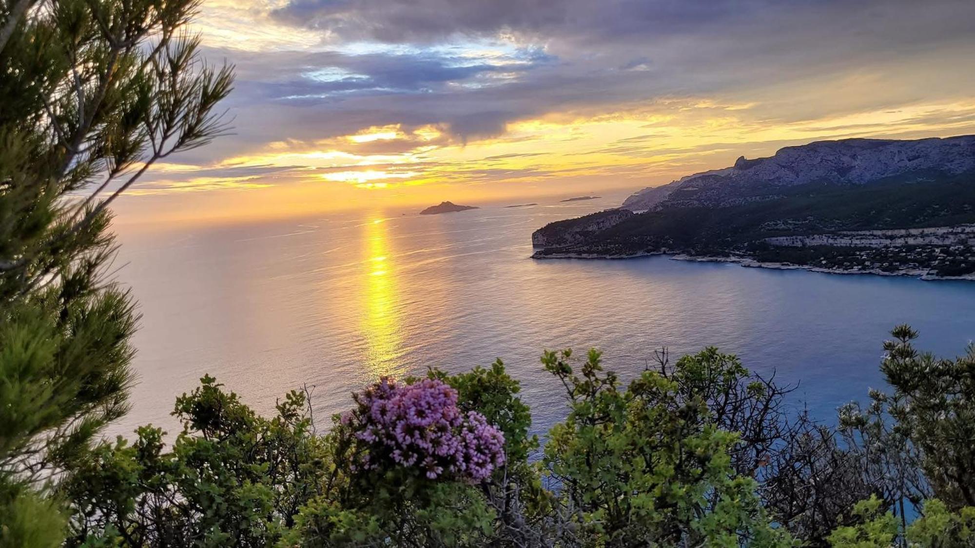 Magnifique Appartement A Cassis,Parking,2 Pas Du Port 외부 사진